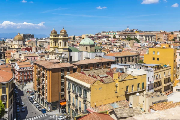 A légi felvétel a Cagliari óvárosában helyezkedik el, Szardínia, Olaszország — Stock Fotó