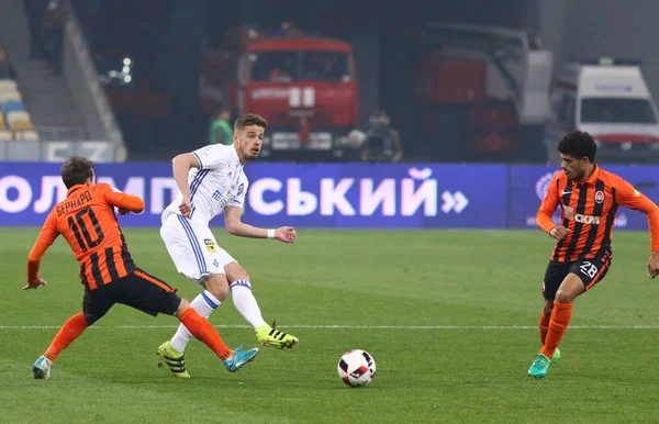 Liga Premier Ucraniana: Dynamo Kyiv v Shakhtar —  Fotos de Stock