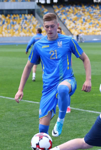 Training sessie van nationale voetbalelftal van Oekraïne in Kiev — Stockfoto