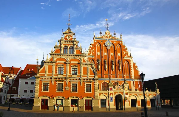 Дом Черноголовых в Риге, Латвия — стоковое фото