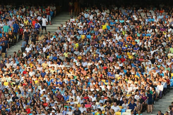 Uefa 챔피언스 리그: Fc 디나모 키예프 v 영 보이즈 — 스톡 사진