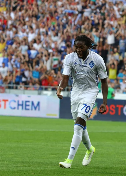 Ligue des champions de l'UEFA : FC Dynamo Kiev v Jeunes garçons — Photo