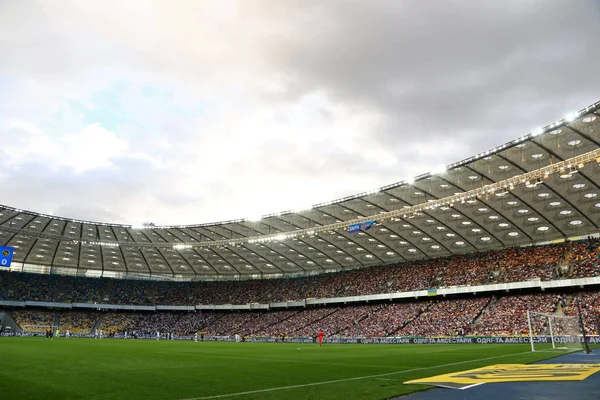 UEFA Champions League: Dynamo Kiev v unga pojkar — Stockfoto