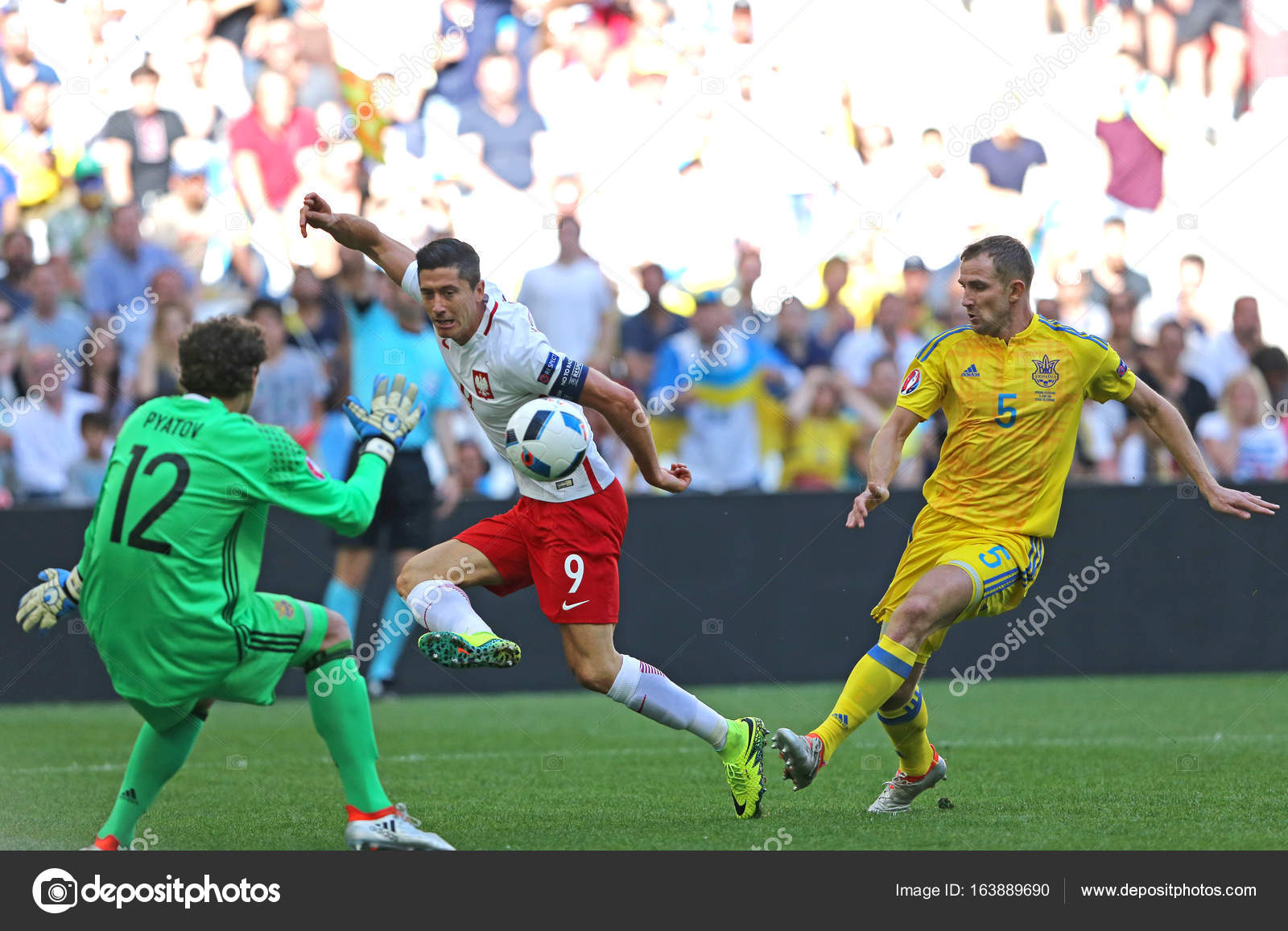 Uefa Euro 16 Game Ukraine V Poland Stock Editorial Photo C Katatonia