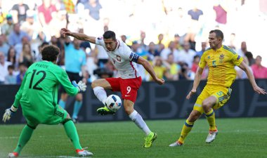 UEFA Euro 2016 oyun Ukrayna v Polonya