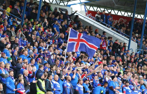 世界杯 2018年合格： 冰岛 v 乌克兰在雷克雅未克 — 图库照片