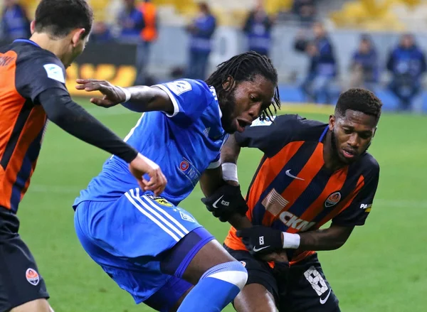 Ukraińska Premier League: Dynamo Kijów vs Szachtar Donieck — Zdjęcie stockowe