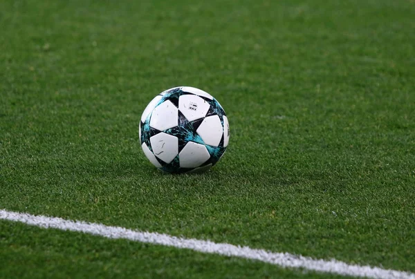 Officiella Uefa Champions League matchboll — Stockfoto