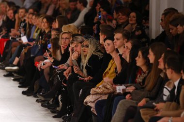 Ukrayna moda hafta Fw18-19: toplama Elena Burenina tarafından