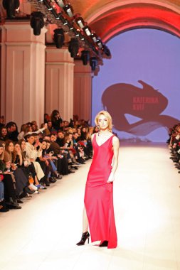 Ukrayna moda hafta Fw18-19: toplama Katerina Kvit tarafından