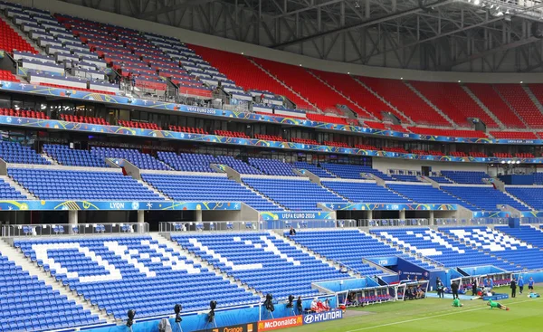 Stade de Lyon (Parc Olympique Lyonnais) у Ліоні, Франція — стокове фото