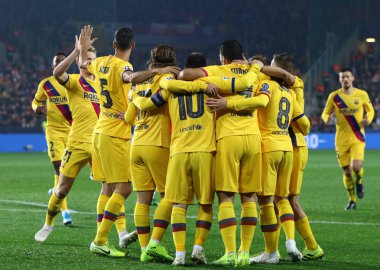 Uefa Şampiyonlar Ligi: Slavia Praha v Barcelona