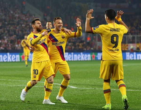 Uefa Şampiyonlar Ligi: Slavia Praha v Barcelona
