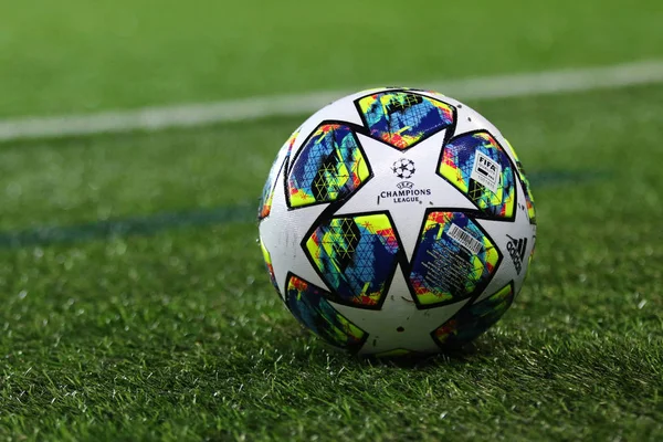 Bola de jogo oficial da Liga dos Campeões da UEFA — Fotografia de Stock