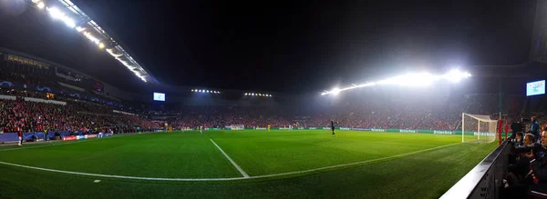 Çek Cumhuriyeti Prag 'daki Eden Arena' nın panoramik görüntüsü — Stok fotoğraf
