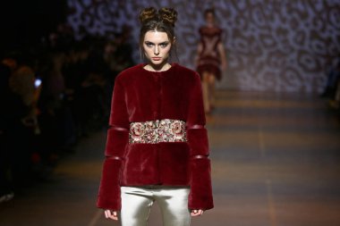 Ukrayna Moda Haftası Fw19-20: Koleksiyon: Iryna Dil