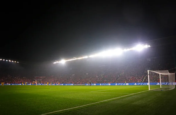 Uefa冠军联赛：Slavia Praha诉巴塞罗那 — 图库照片