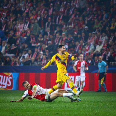 Uefa Şampiyonlar Ligi: Slavia Praha v Barcelona