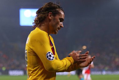 Uefa Şampiyonlar Ligi: Slavia Praha v Barcelona