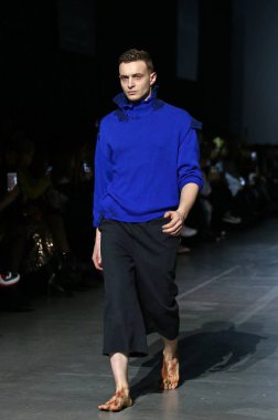 Ukrainian Fashion Week FW19-20: collection by 2L FACTURA