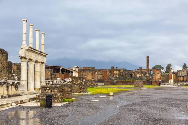 Ancient Roman city of Pompei, Italy — Stock Photo, Image