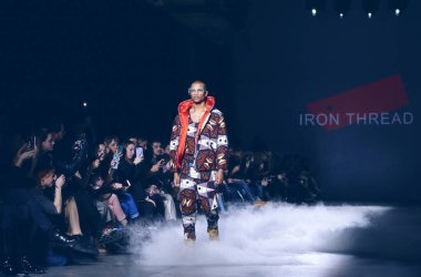 Ukrayna Moda Haftası Fw20-21: Koleksiyon: Demir İplik