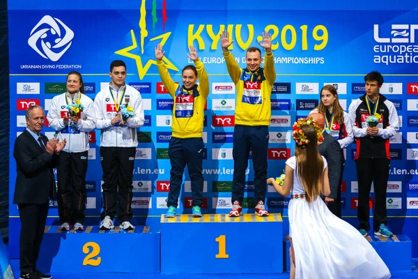 Kyiv Ucrania Agosto 2019 Medallistas Final Mixta Sincronía Del Campeonato — Foto de Stock