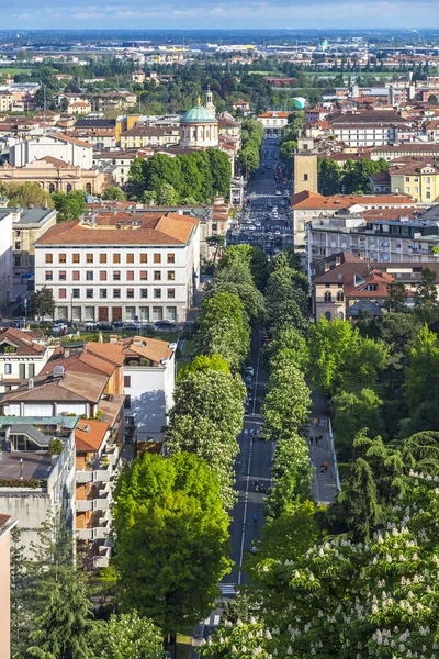 Panorama Aéreo Cidade Bérgamo Província Lombardia Itália Vista Pitoresca Primavera — Fotografia de Stock