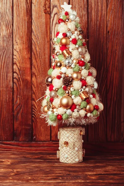 Χειροποίητο χριστουγεννιάτικο δέντρο — Φωτογραφία Αρχείου