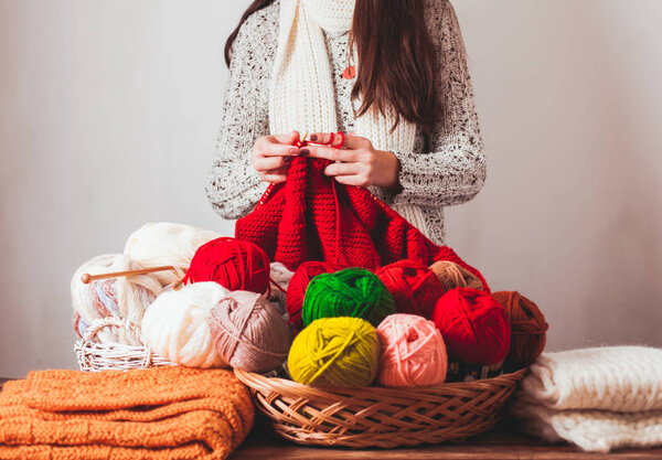 Свитер женского пола
