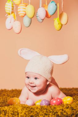 Bebek Paskalya tavşanı