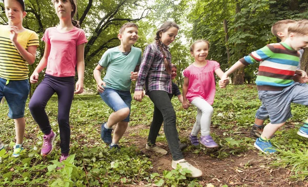 Fun time for children in summer camp — Stock Photo, Image