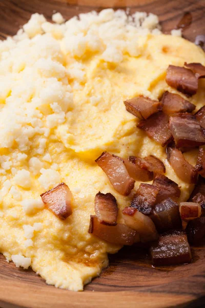 Polenta com bacon — Fotografia de Stock