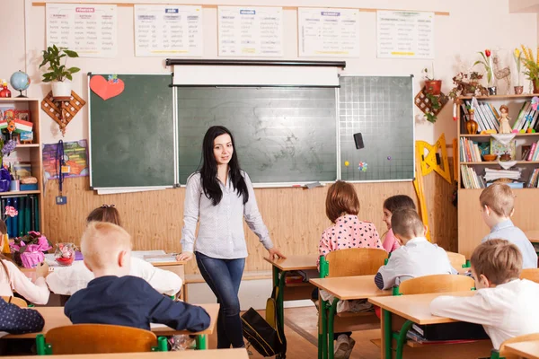 Profesor comienza la lección — Foto de Stock