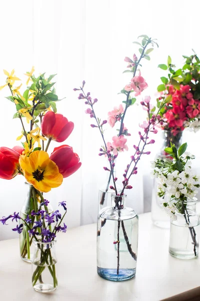 Grubu tablosundaki değişik çiçek