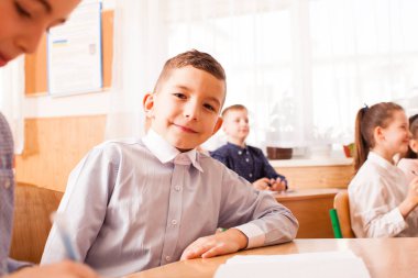 Defterini çocuk yazmak