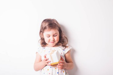 Kız Açık bir giftbox