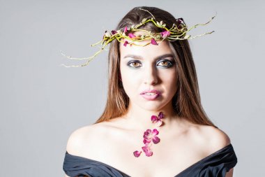 Gül yaprakları çiçek makyaj