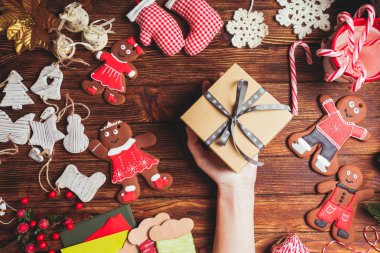 Hazırlık bir Noel hediye kutusu