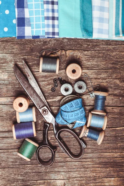 Retro sewing items — Stock Photo, Image