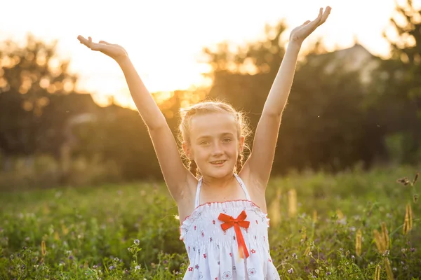 Happy little girl — Stock Photo, Image