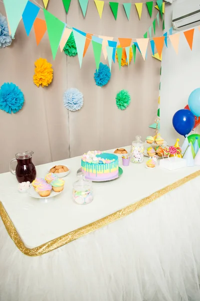 Decoração feliz aniversário — Fotografia de Stock