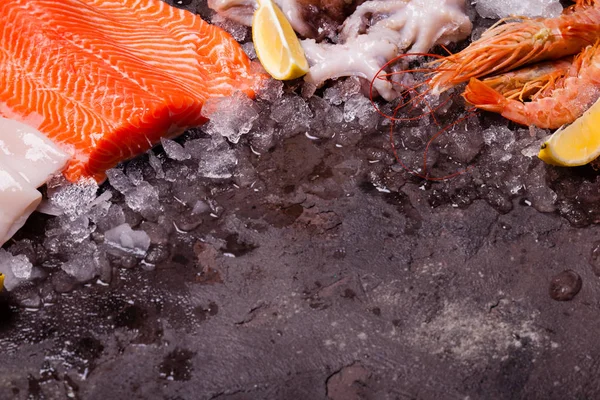 Seafood di atas es — Stok Foto