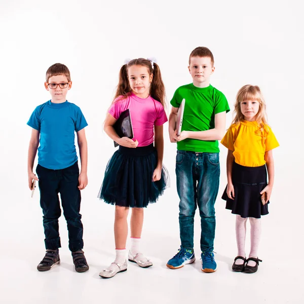 Děti s miniaplikacemi — Stock fotografie