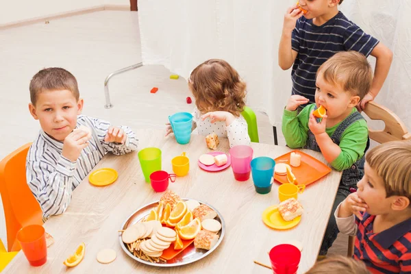 Lunch in kindergarden — Stock Photo, Image