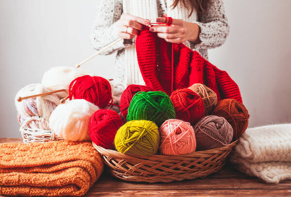 Свитер женского пола
 