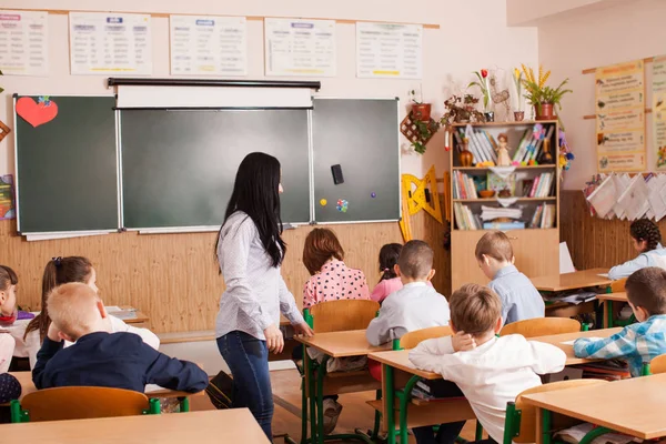 Profesor comienza la lección — Foto de Stock