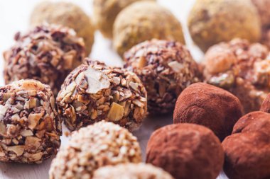 Çikolata şekerleme