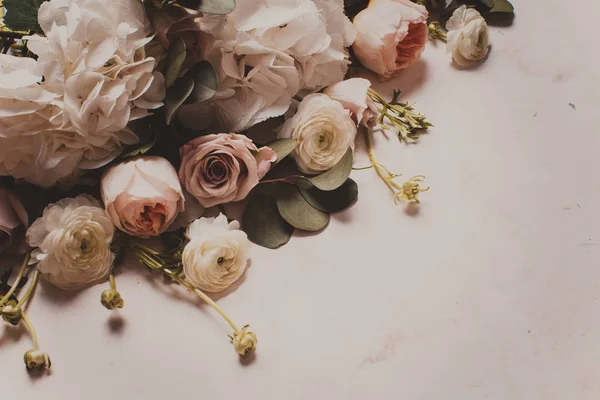 Borda flores brancas — Fotografia de Stock