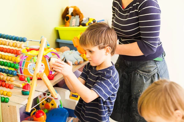 Tidy up own toys — Stock Photo, Image